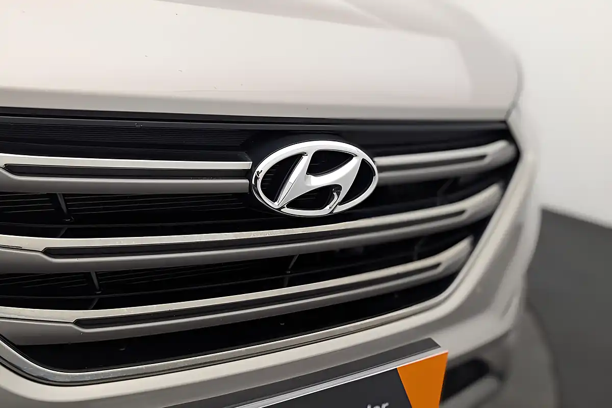 Used 2017 Hyundai Tucson Sport Edition White Sand - Interior and Exterior details 17