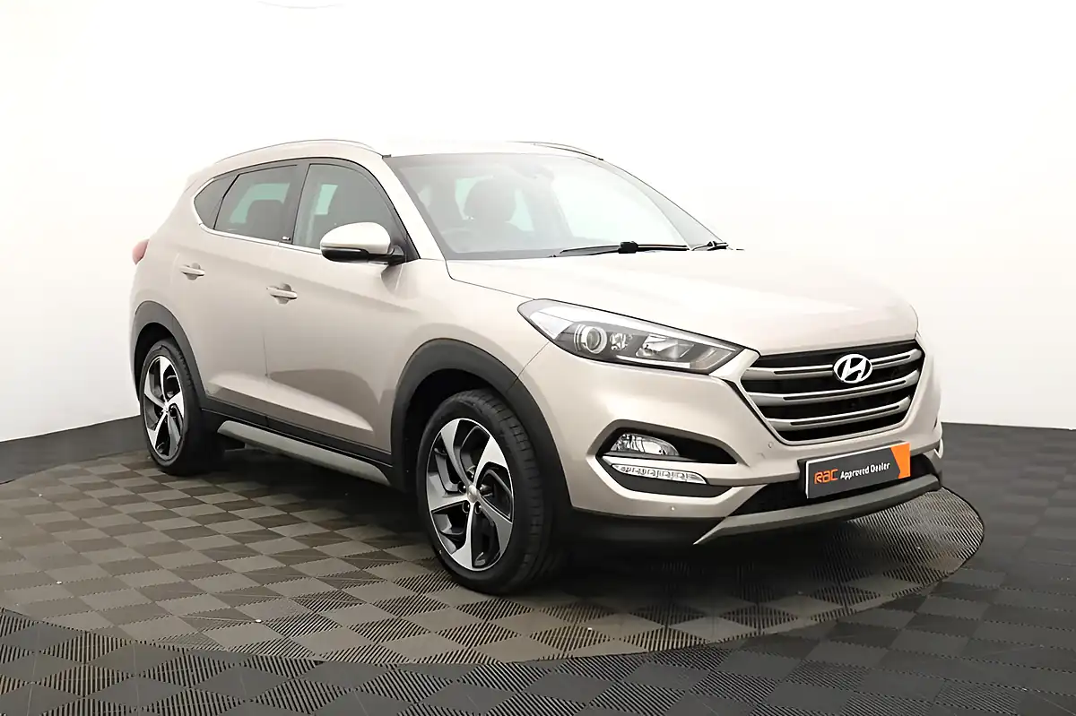 Used 2017 Hyundai Tucson Sport Edition White Sand - Interior and Exterior details 8