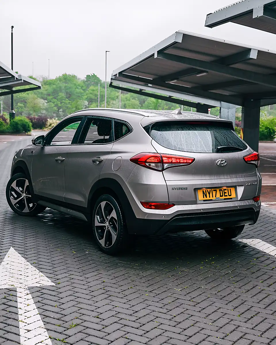 Used 2017 Hyundai Tucson Sport Edition White Sand Pearl - Interior and Exterior details 14