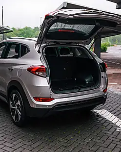 Used 2017 Hyundai Tucson Sport Edition White Sand Pearl - Interior and Exterior details 18