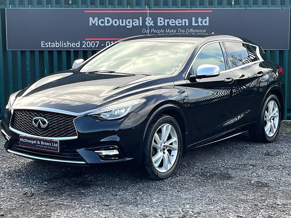 Used 2017 Infiniti Q30 Business Executive Black - Front View
