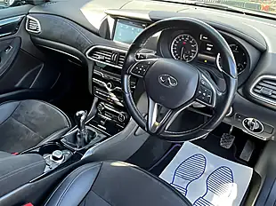 Used 2017 Infiniti Q30 Business Executive Black - Interior and Exterior details 12