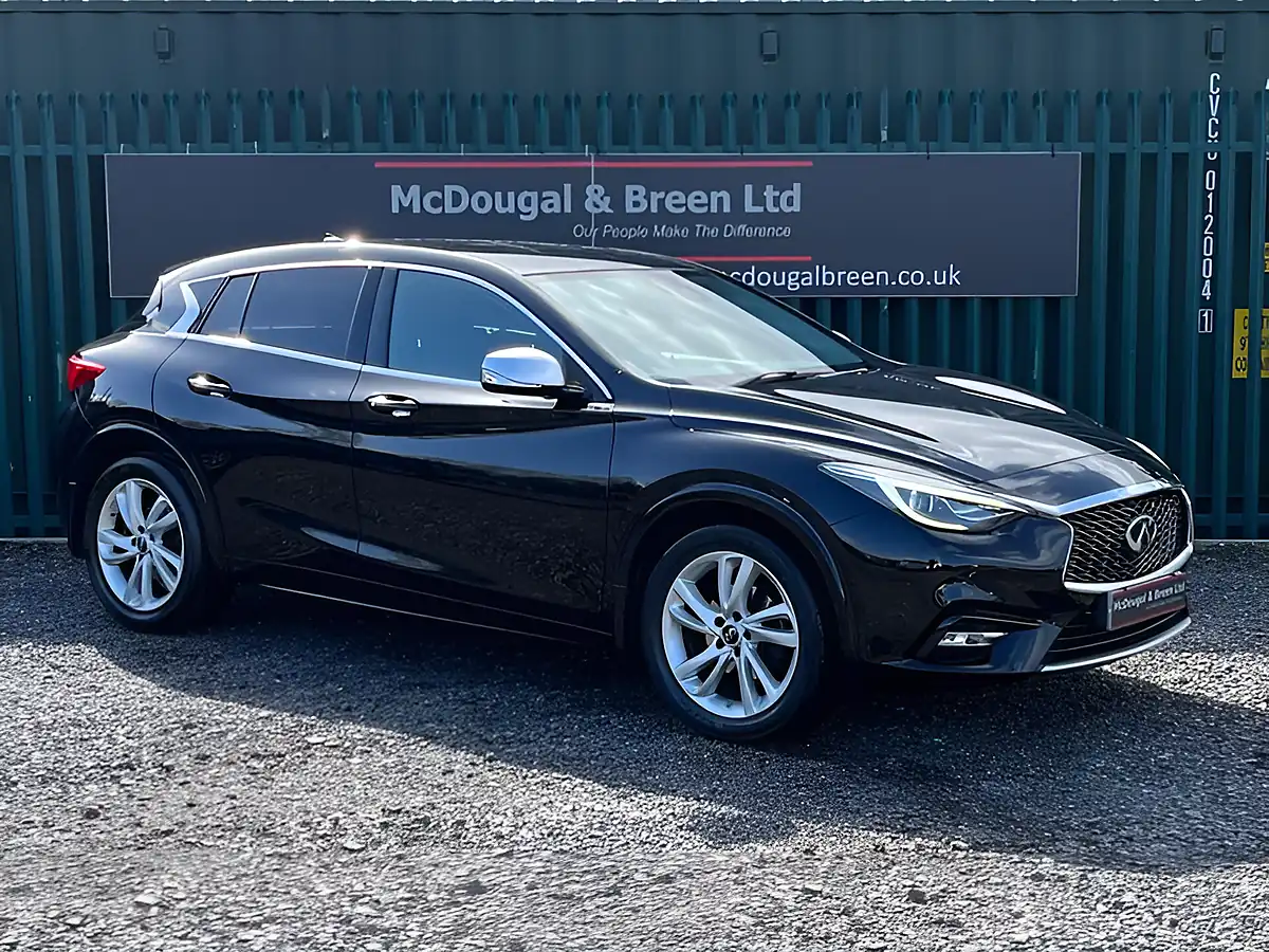 Used 2017 Infiniti Q30 Business Executive Black - Interior and Exterior details 8