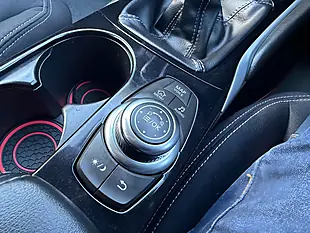 Used 2017 Infiniti Q30 Business Executive Black - Interior and Exterior details 19