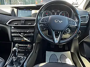 Used 2017 Infiniti Q30 Business Executive Black - Interior and Exterior details 10