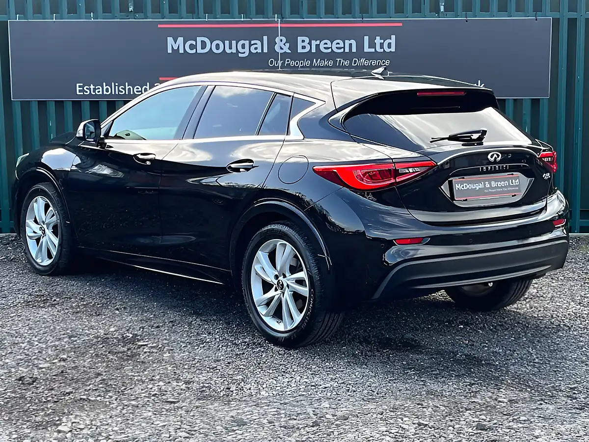 Used 2017 Infiniti Q30 Business Executive Black - Interior and Exterior details 4