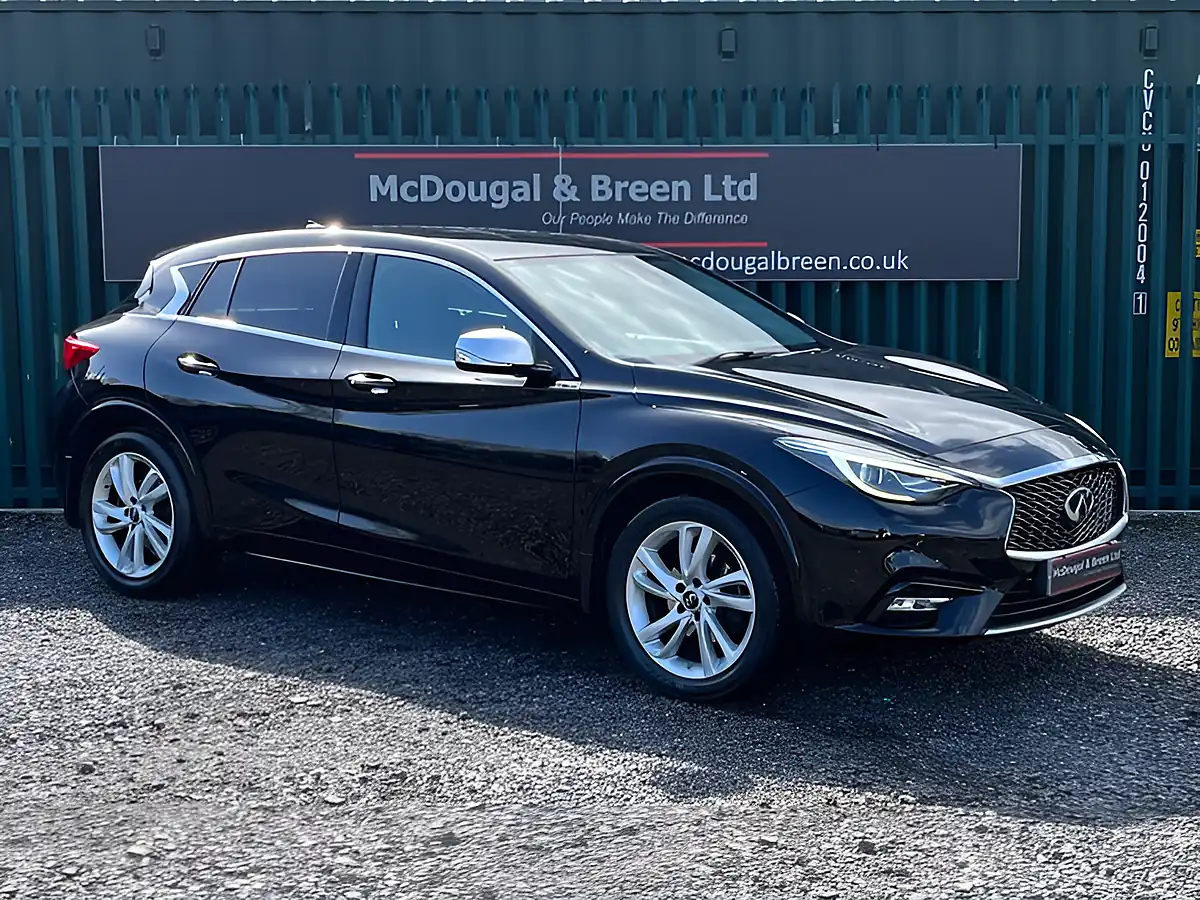 Used 2017 Infiniti Q30 Business Executive Black - Interior and Exterior details 8