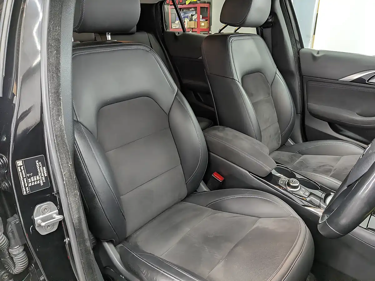 Used 2017 Infiniti Q30 Premium Intouch Obsidian Black - Interior and Exterior details 19