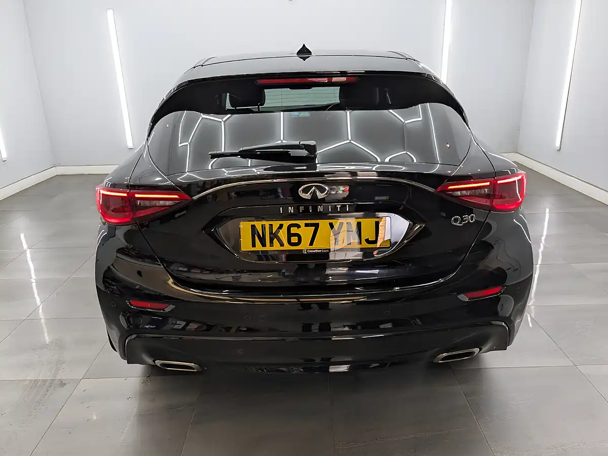 Used 2017 Infiniti Q30 Premium Intouch Obsidian Black - Interior and Exterior details 7