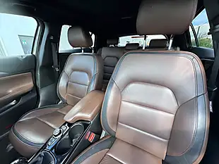 Used 2017 Infiniti Q30 Premium Tech Bronze - Interior and Exterior details 6