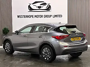 Used 2017 Infiniti Q30 Se Grey - Interior and Exterior details 2