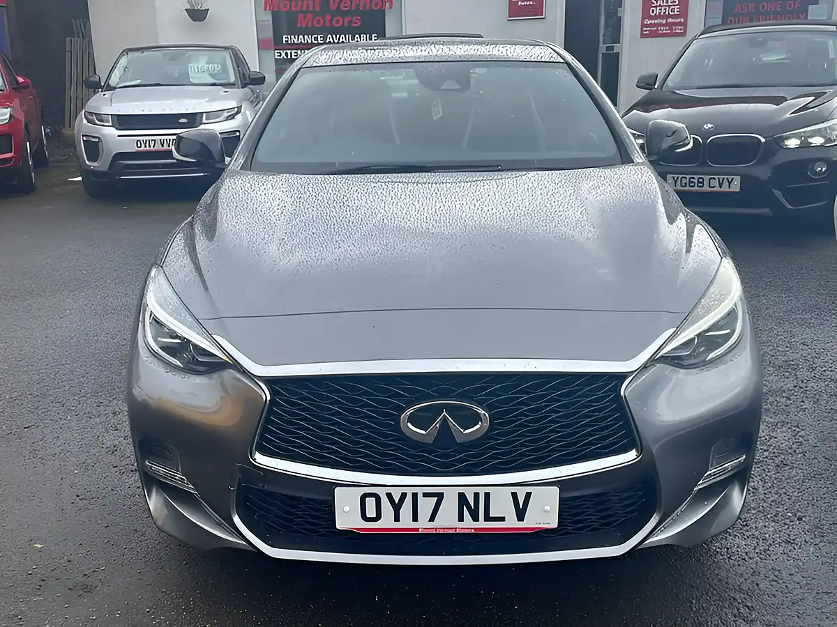 Used 2017 Infiniti Q30 Sport Grey - Interior and Exterior details 10