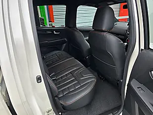 Used 2017 Isuzu D-Max Blade Dcb White - Interior and Exterior details 14