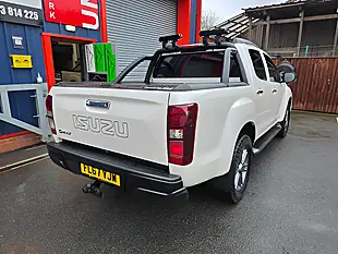 Used 2017 Isuzu D-Max Blade Dcb White - Interior and Exterior details 8