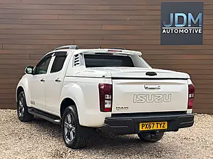 Used 2017 Isuzu D-Max Blade White - Interior and Exterior details 6