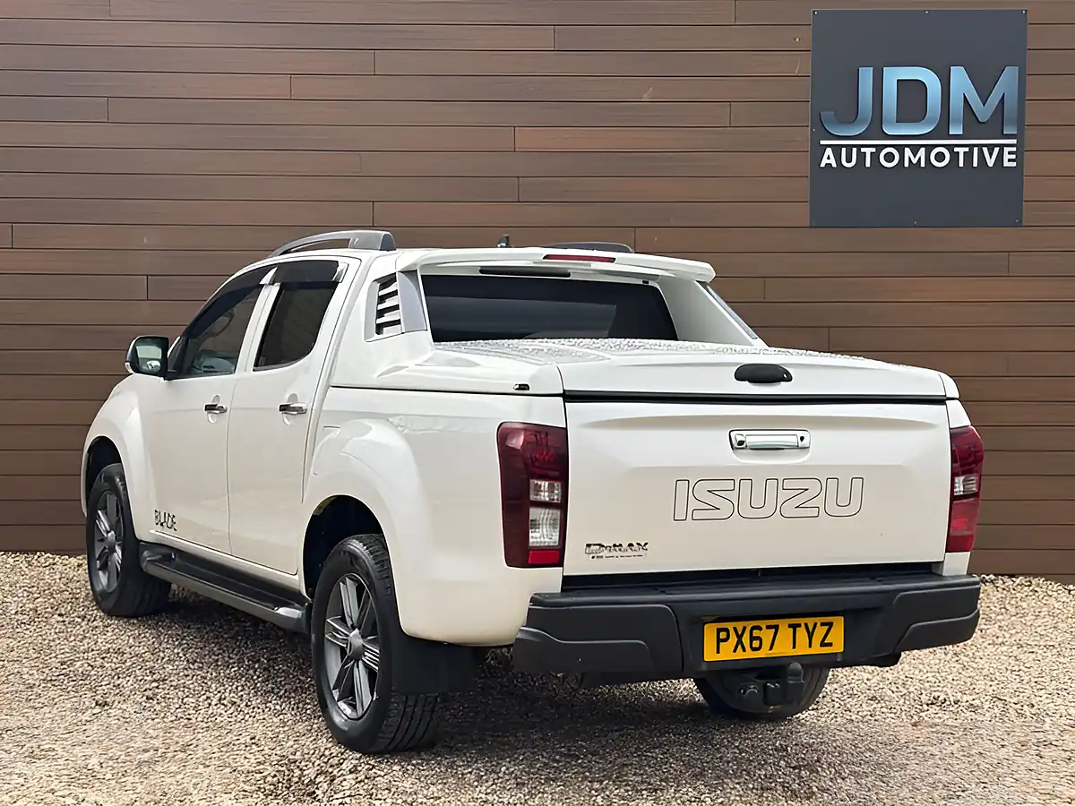 Used 2017 Isuzu D-Max Blade White - Interior and Exterior details 6