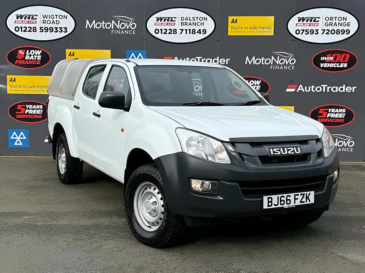 Used 2017 Isuzu D-Max Pickup White - Interior and Exterior details 4
