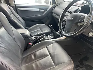 Used 2017 Isuzu D-Max Utah Huntsman Silver - Interior and Exterior details 11