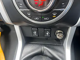 Used 2017 Isuzu D-Max Utah Huntsman Silver - Interior and Exterior details 14