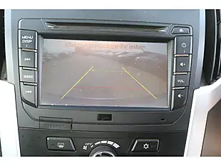 Used 2017 Isuzu D-Max Yukon Nautilus Blue - Interior and Exterior details 12