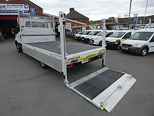 Used 2017 Iveco Daily 35S 3750 Lwb Dropside White - Interior and Exterior details 11