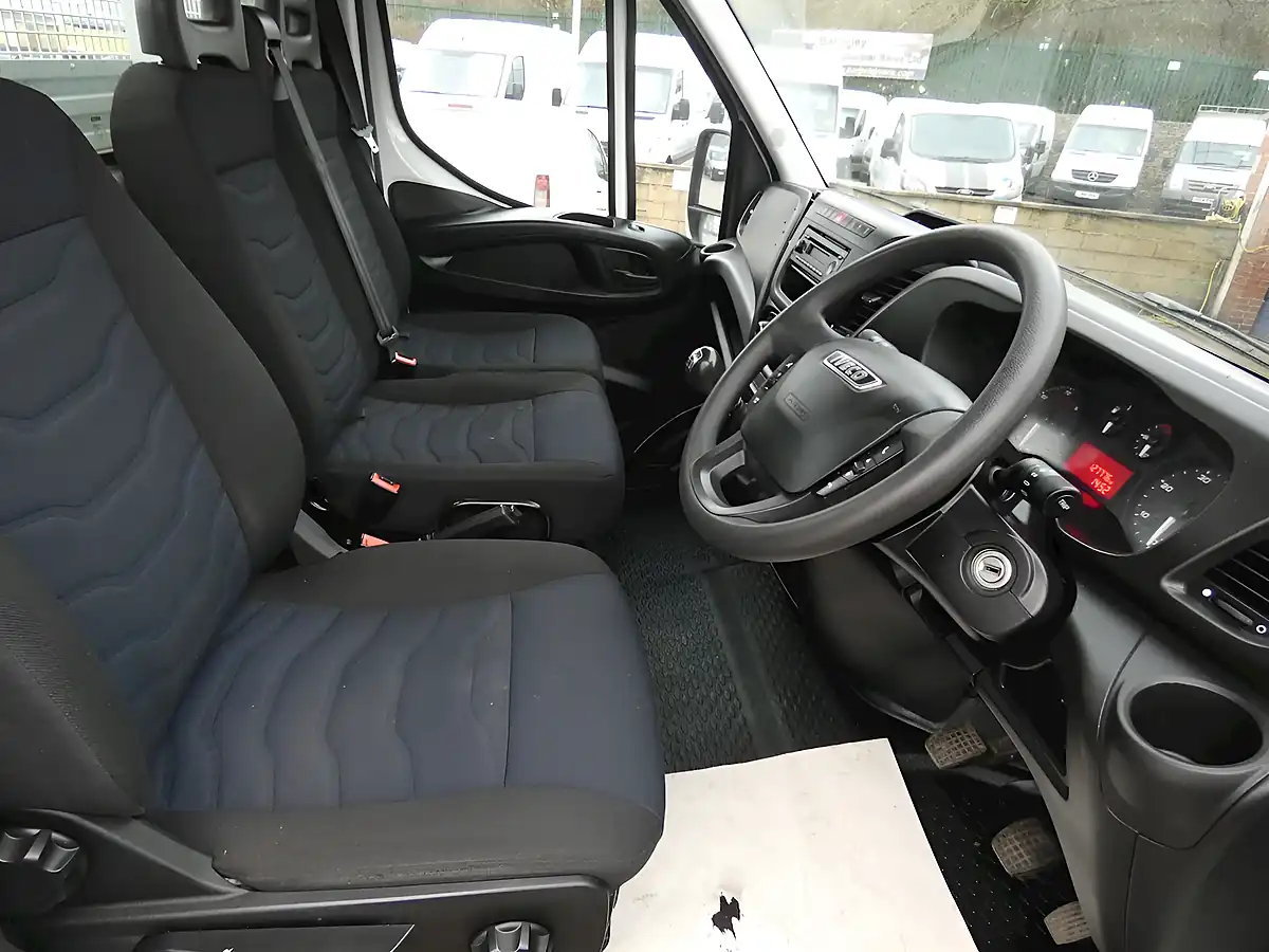 Used 2017 Iveco Daily 35S 3750 Lwb Dropside White - Interior and Exterior details 2