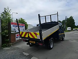 Used 2017 Iveco Daily Crew Cab Tipper Pickup Blue - Interior and Exterior details 8
