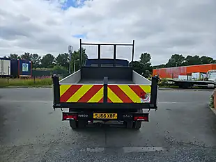 Used 2017 Iveco Daily Crew Cab Tipper Pickup Blue - Interior and Exterior details 7