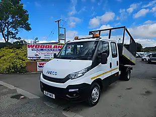 Used 2017 Iveco Daily Crew Cab Tipper White - Interior and Exterior details 4
