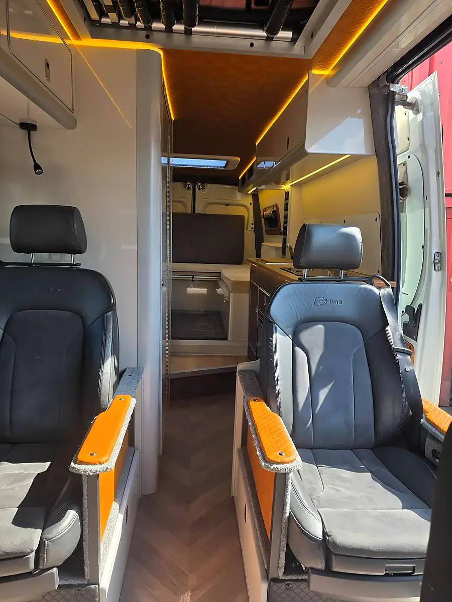 Used 2017 Iveco Daily Custom Conversion White - Interior and Exterior details 11