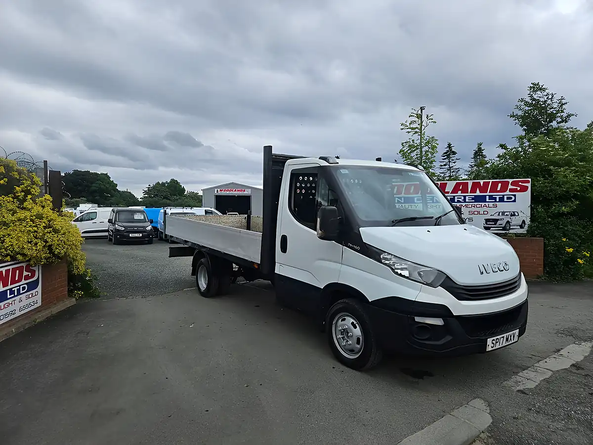 Used 2017 Iveco Daily Lwb Dropside White - Front View