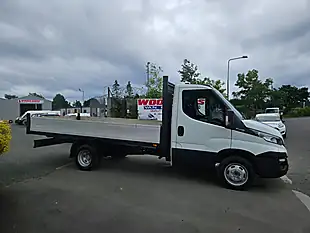 Used 2017 Iveco Daily Lwb Dropside White - Interior and Exterior details 2