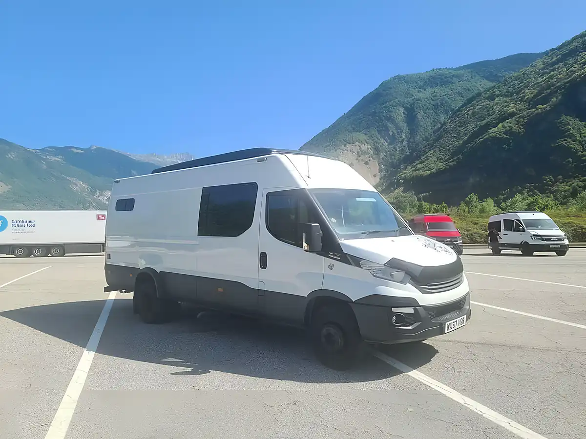 Used 2017 Iveco Daily Regional 65C 4100L L3 H3 White - Interior and Exterior details 10