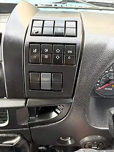 Used 2017 Iveco Eurocargo Tipper White - Interior and Exterior details 10