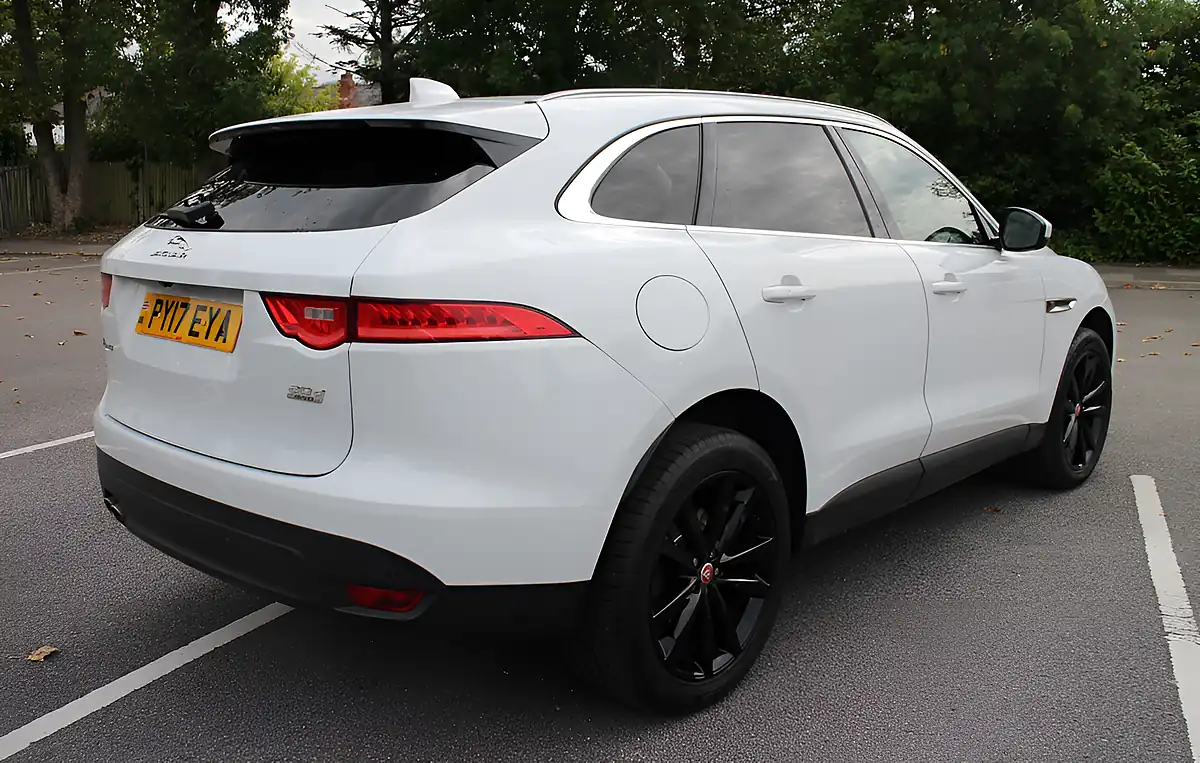 Used 2017 Jaguar F-Pace Portfolio AWD White - Interior and Exterior details 3