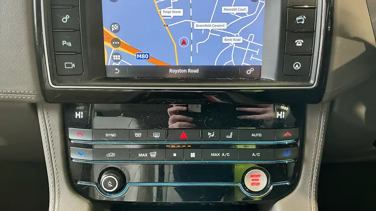 Used 2017 Jaguar F-Pace Portfolio Blue - Interior and Exterior details 10