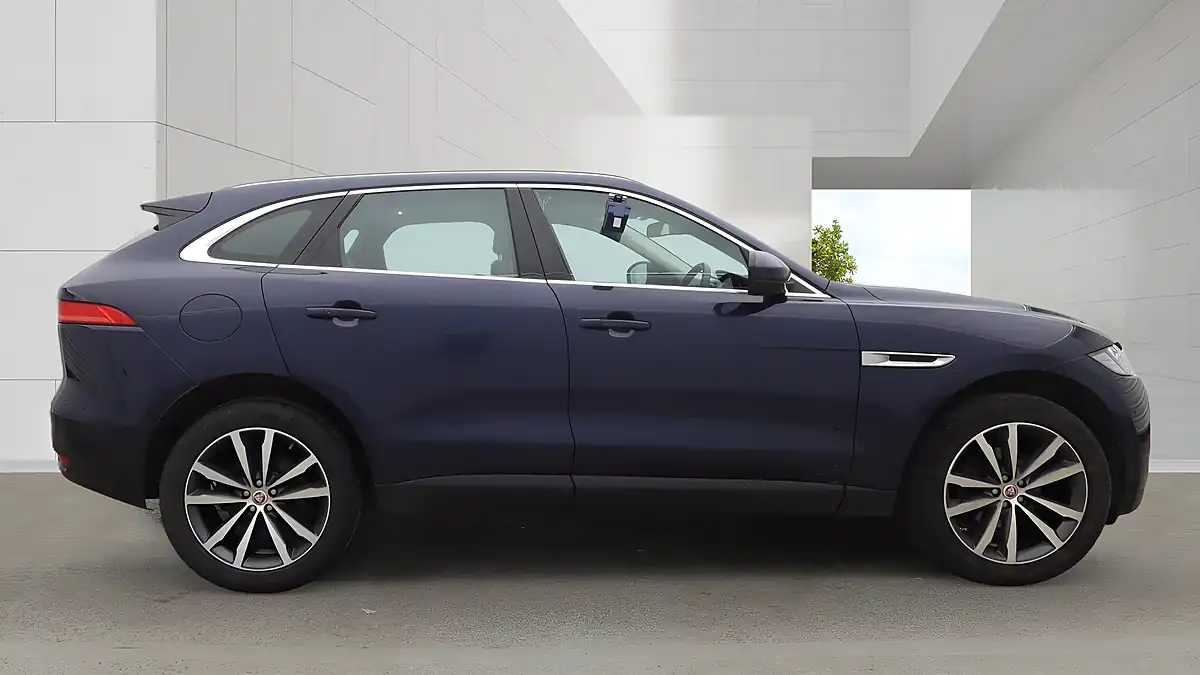 Used 2017 Jaguar F-Pace Portfolio Blue - Interior and Exterior details 7