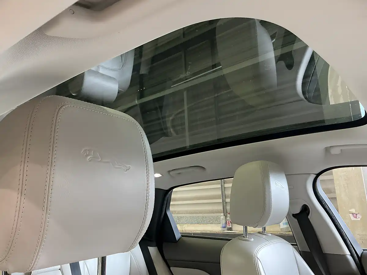 Used 2017 Jaguar F-Pace Portfolio Blue - Interior and Exterior details 9