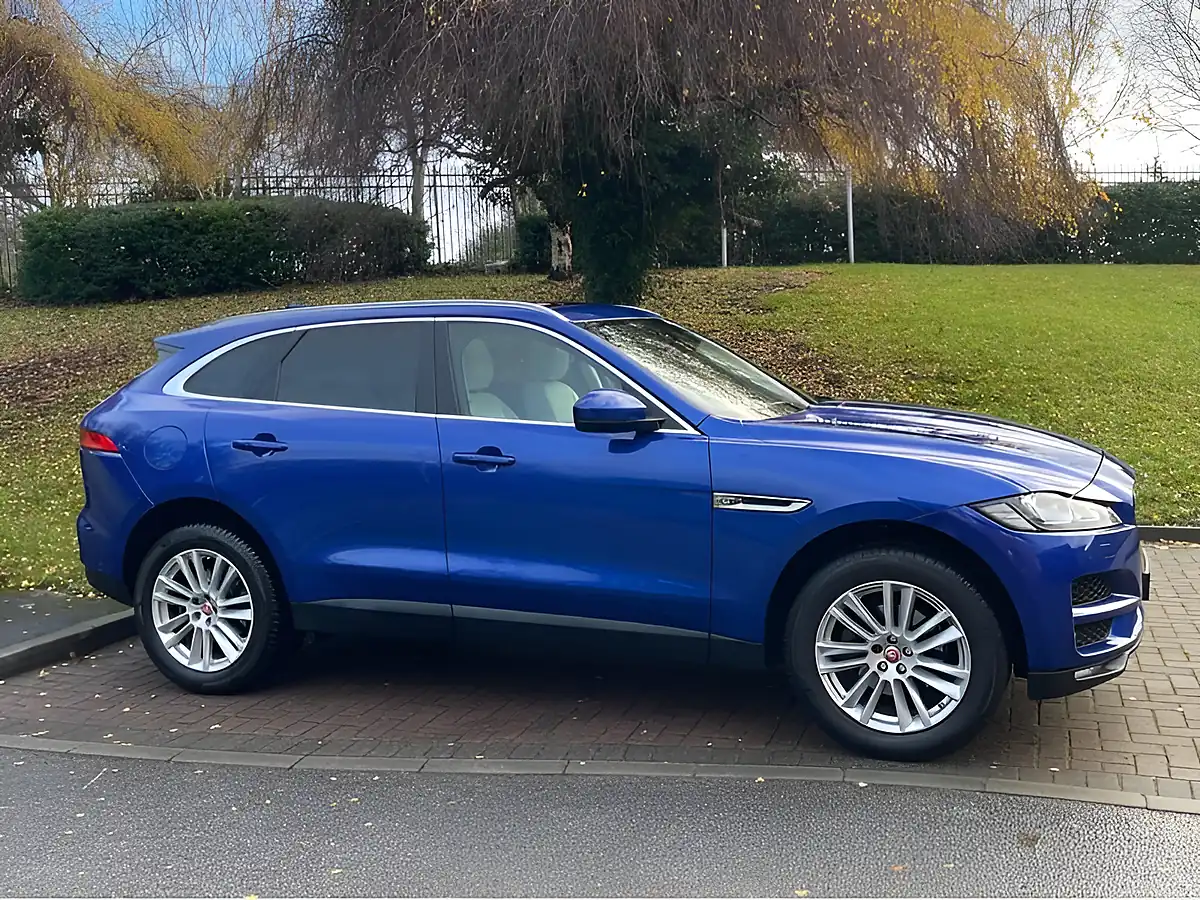 Used 2017 Jaguar F-Pace Portfolio Blue - Interior and Exterior details 20