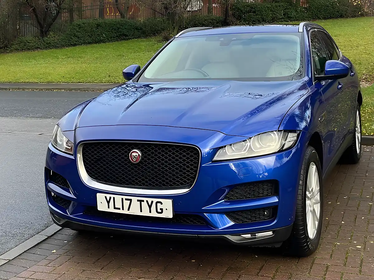 Used 2017 Jaguar F-Pace Portfolio Blue - Interior and Exterior details 4