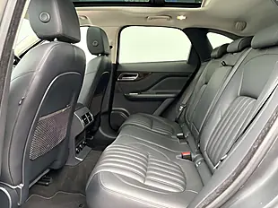 Used 2017 Jaguar F-Pace Portfolio Silicon Silver - Interior and Exterior details 18