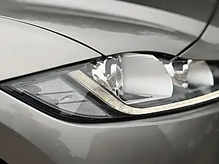 Used 2017 Jaguar F-Pace Portfolio Silicon Silver - Interior and Exterior details 8
