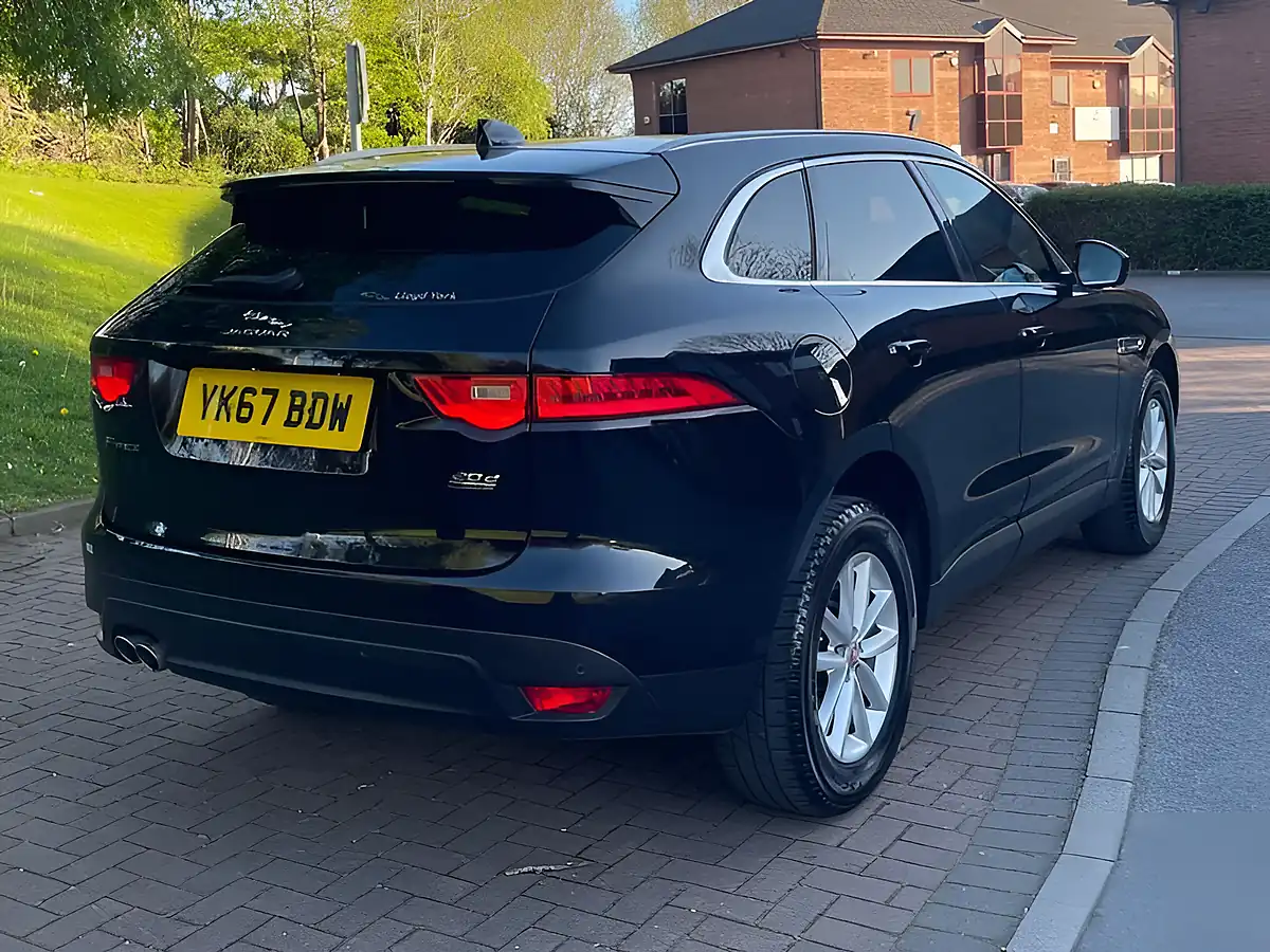 Used 2017 Jaguar F-Pace Prestige Black - Interior and Exterior details 11