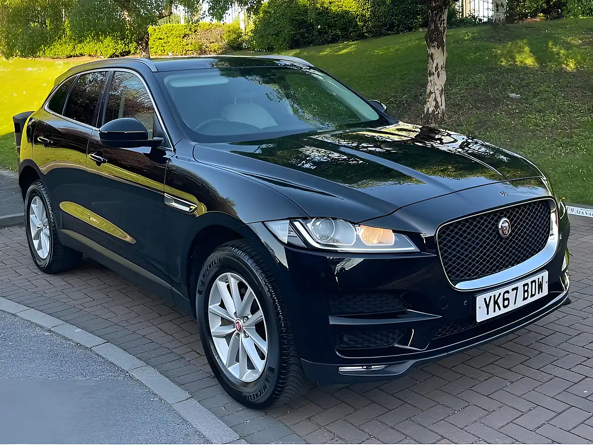 Used 2017 Jaguar F-Pace Prestige Black - Interior and Exterior details 17