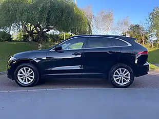 Used 2017 Jaguar F-Pace Prestige Black - Interior and Exterior details 6