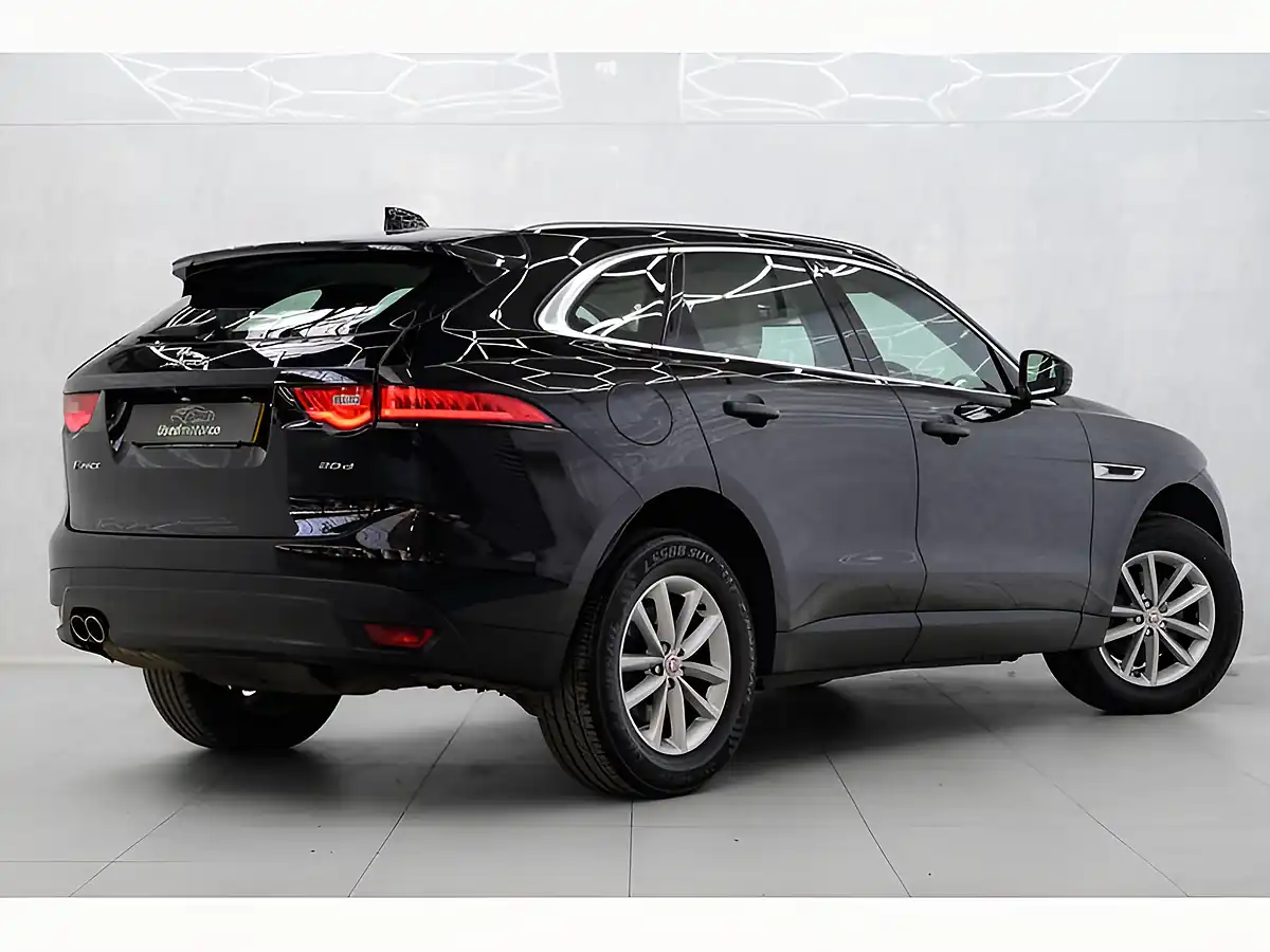 Used 2017 Jaguar F-Pace Prestige Black - Interior and Exterior details 6