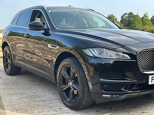 2017 Jaguar F-PACE Prestige D180