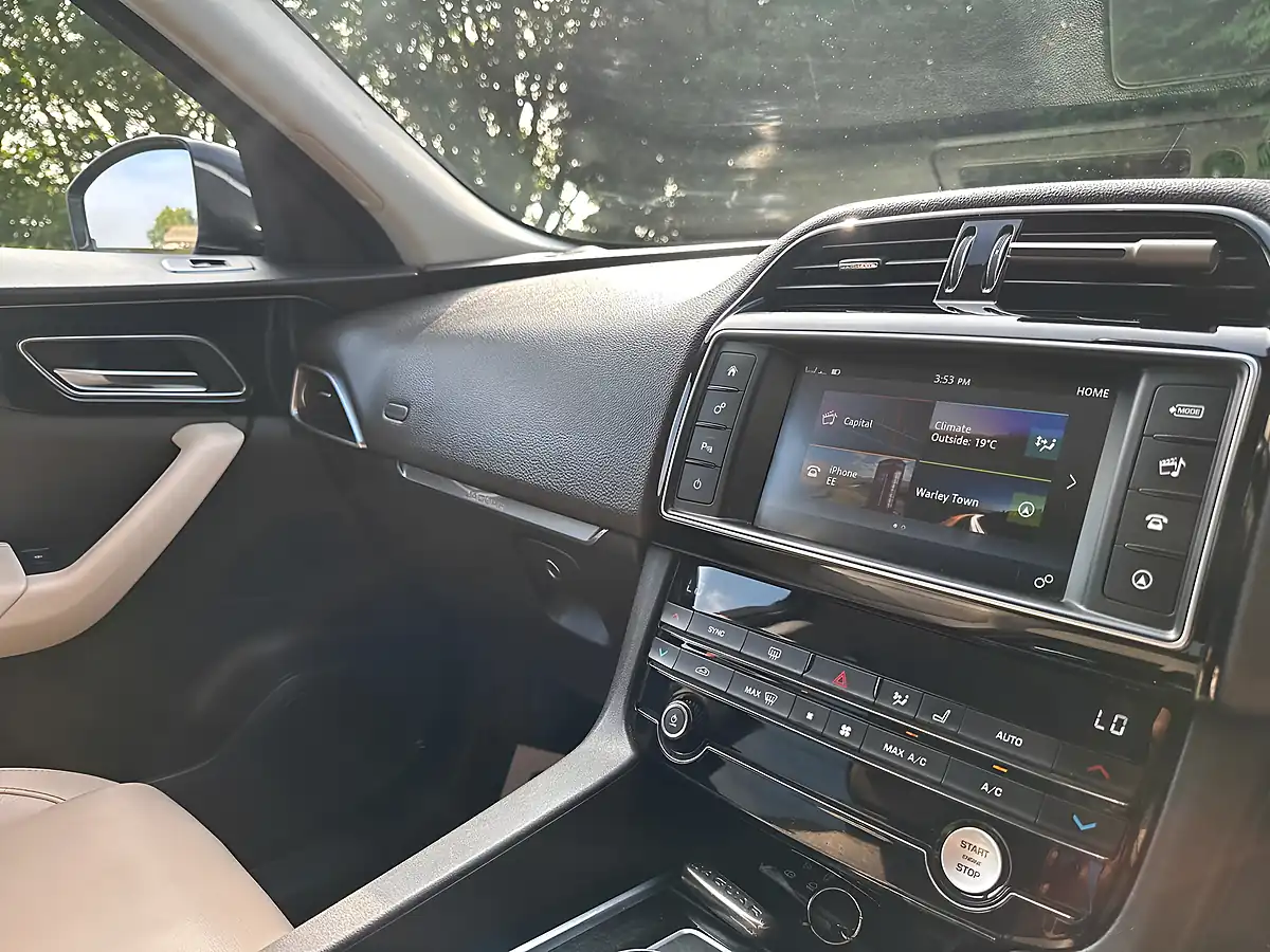 Used 2017 Jaguar F-Pace Prestige Black - Interior and Exterior details 13