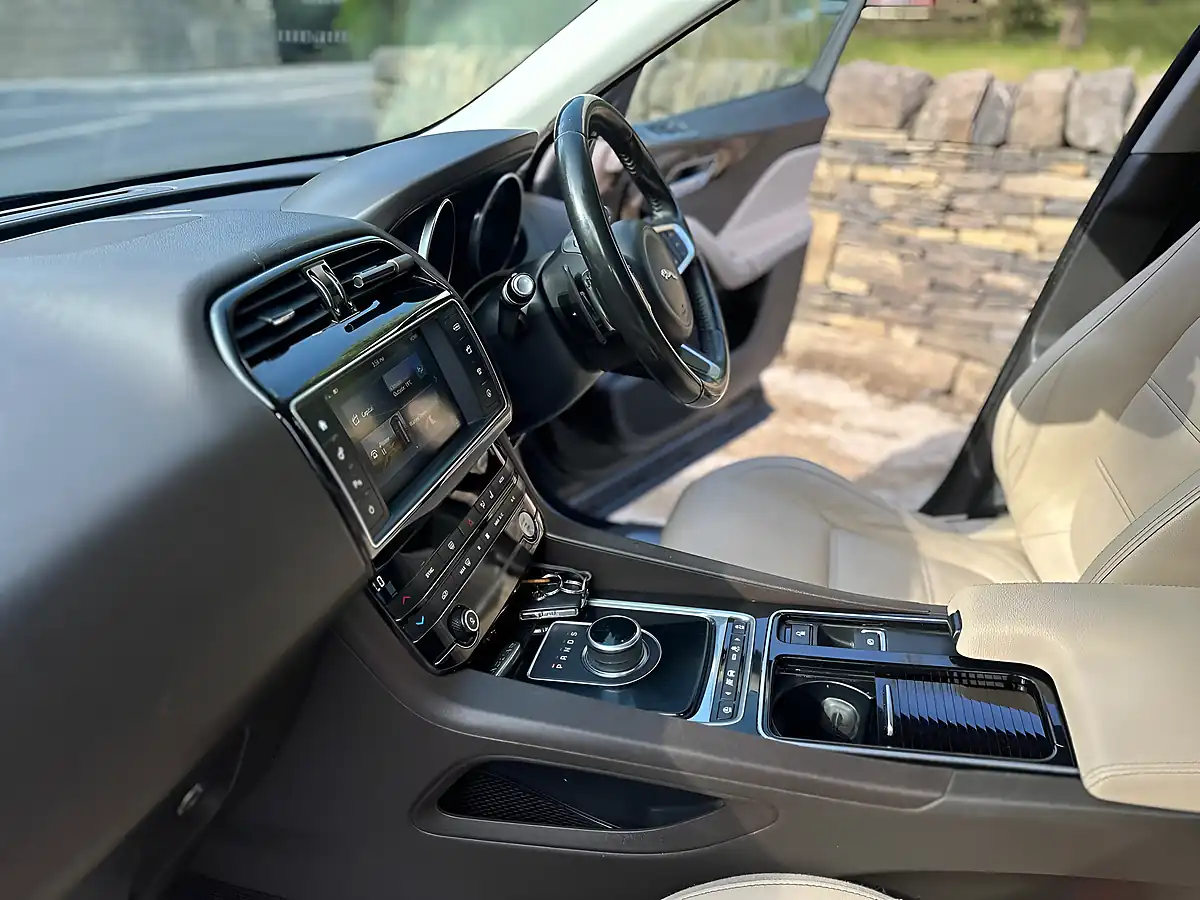 Used 2017 Jaguar F-Pace Prestige Black - Interior and Exterior details 18