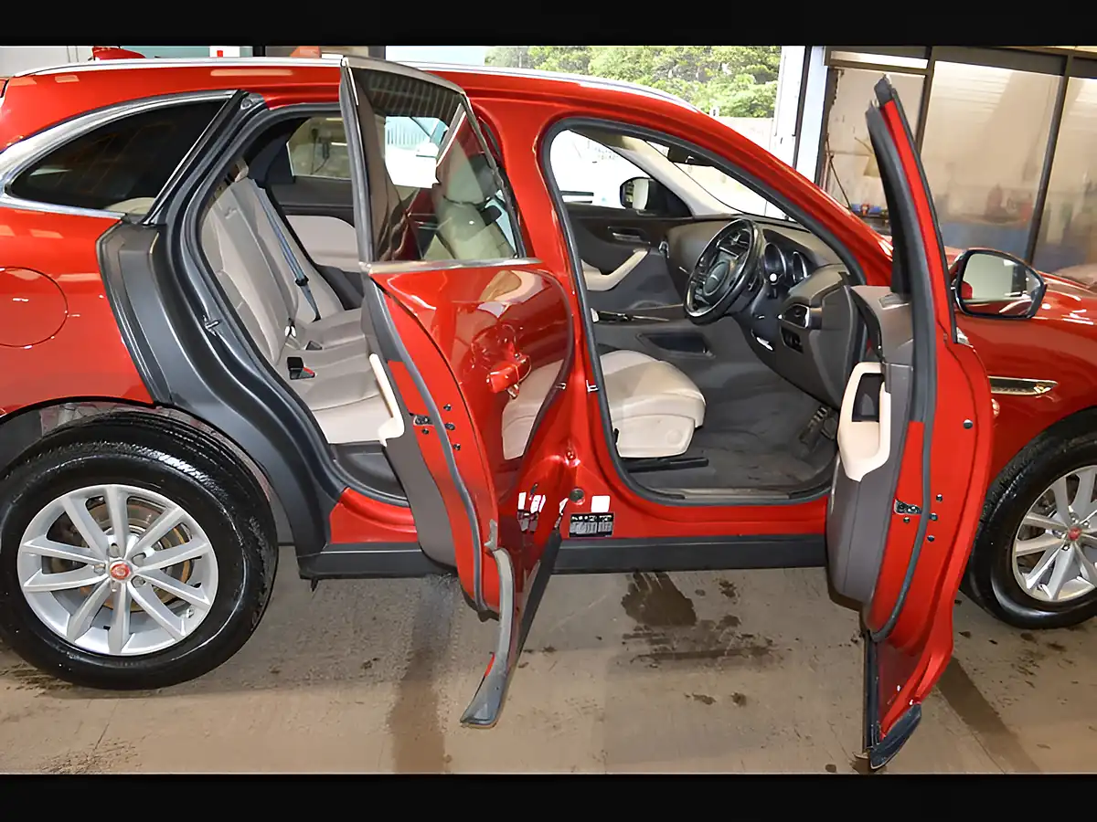 Used 2017 Jaguar F-Pace Prestige Firenze Red - Interior and Exterior details 13